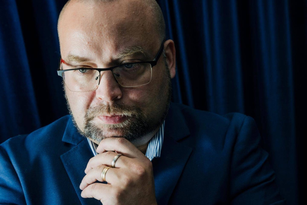 Perussuomalaisten puoluesihteeri Harri Vuorenpää pitää puolueen puheenjohtajan saamaa kohtelua kohtuuttomana.