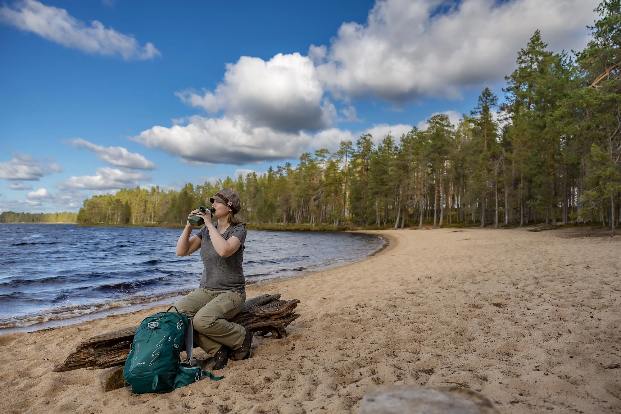 Suomen hienoimpiin lukeutuva hiekkaranta ja hoidettu autiotila keskellä ...