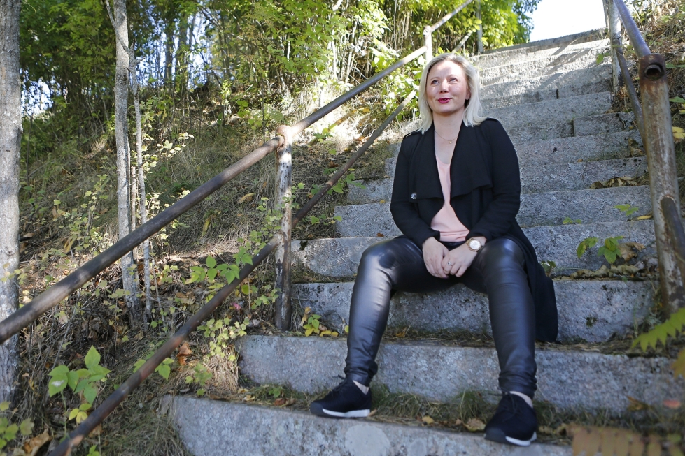Mieli ry:n Itsemurhien ehkäisykeskuksen päällikkö Marena Kukkonen kertoo, että itsemurhien ehkäisyssä voitaisiin tehdä paljon enemmän. Kuva vuodelta 2016.