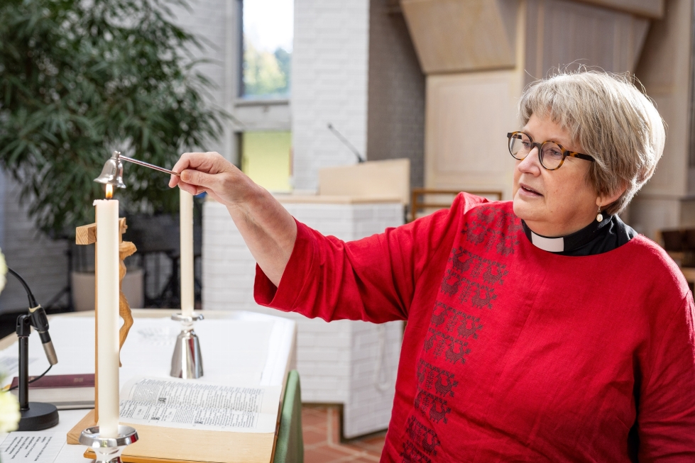 Rantakylän seurakunnassa vuodesta 1986 työskennellyt Anna Holopainen jää eläkkeelle 64-vuotiaana.