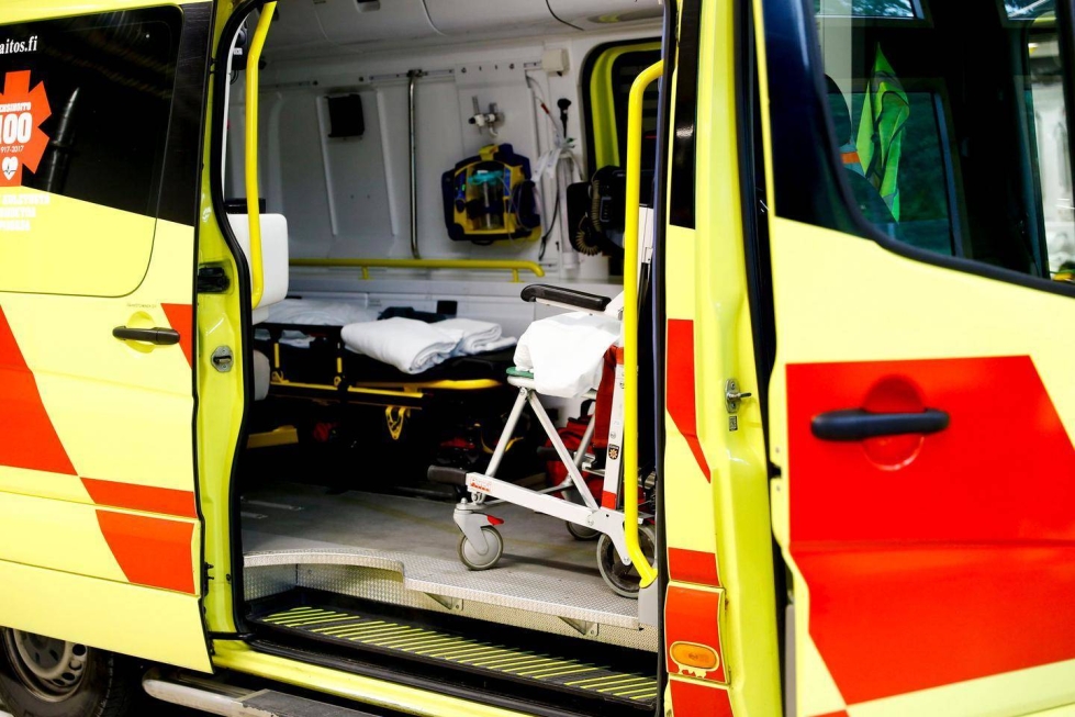 Potilas lähti kaahaamaan ambulanssilla Oulussa.