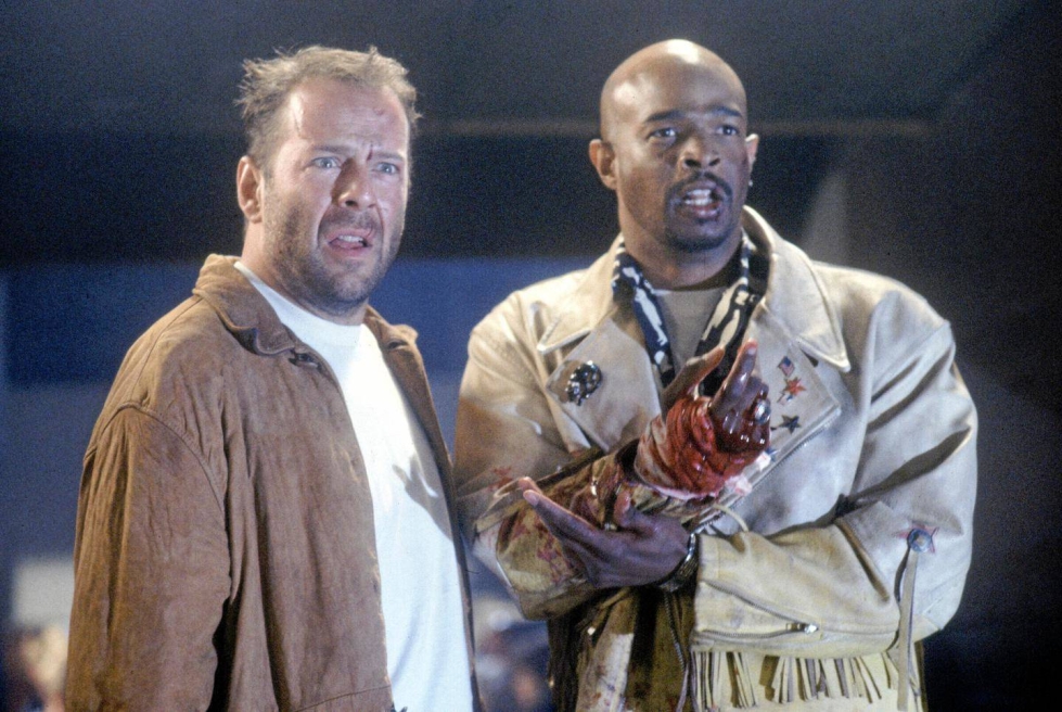 Viimeinen partiopoika: Bruce Willis ja Damon Wayans. MTV3 klo 22.35.