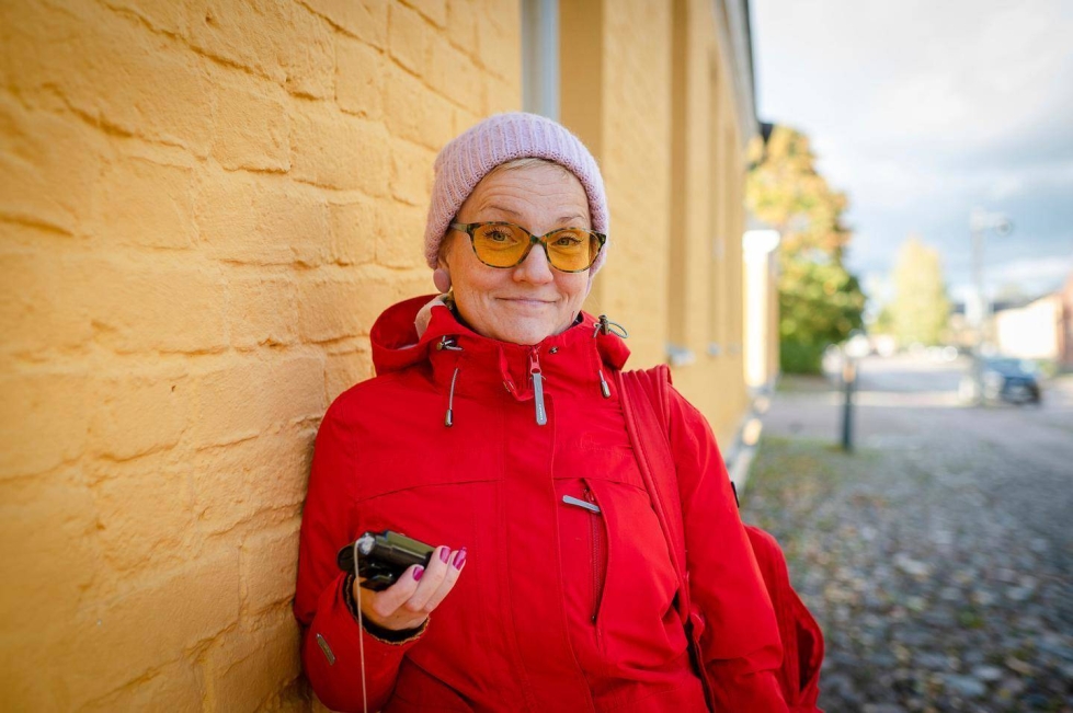 Insuliinipumpun saaminen helpotti Elisa Ruotsalaisen elämää.