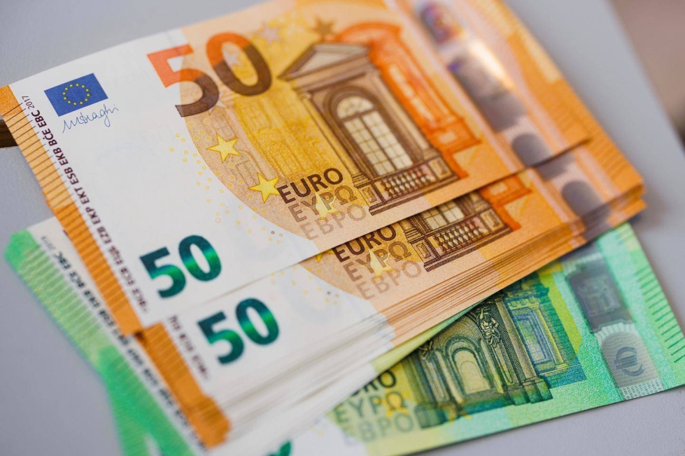 Pankit veloittavat asuntolainan viitekoron vaihtamisesta yleensä noin 200 euron maksun.