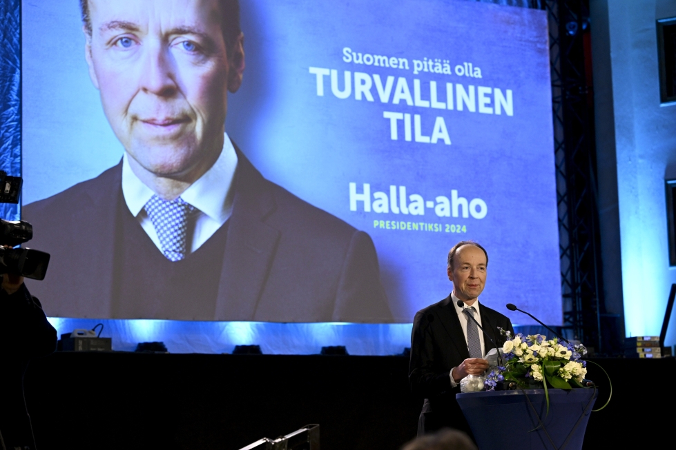 Perussuomalaisten ehdokas Jussi Halla-aho on tyytyväinen vaalitulokseensa.