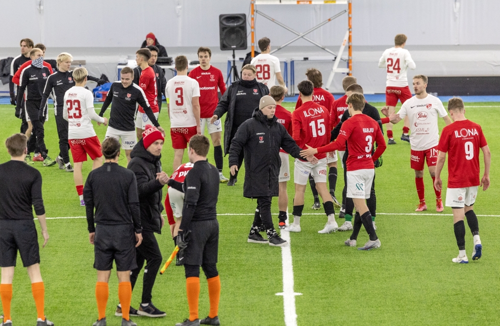 Jippo kohtasi viime lauantaina harjoitusottelussa FC Vaajakosken Rantakylässä.