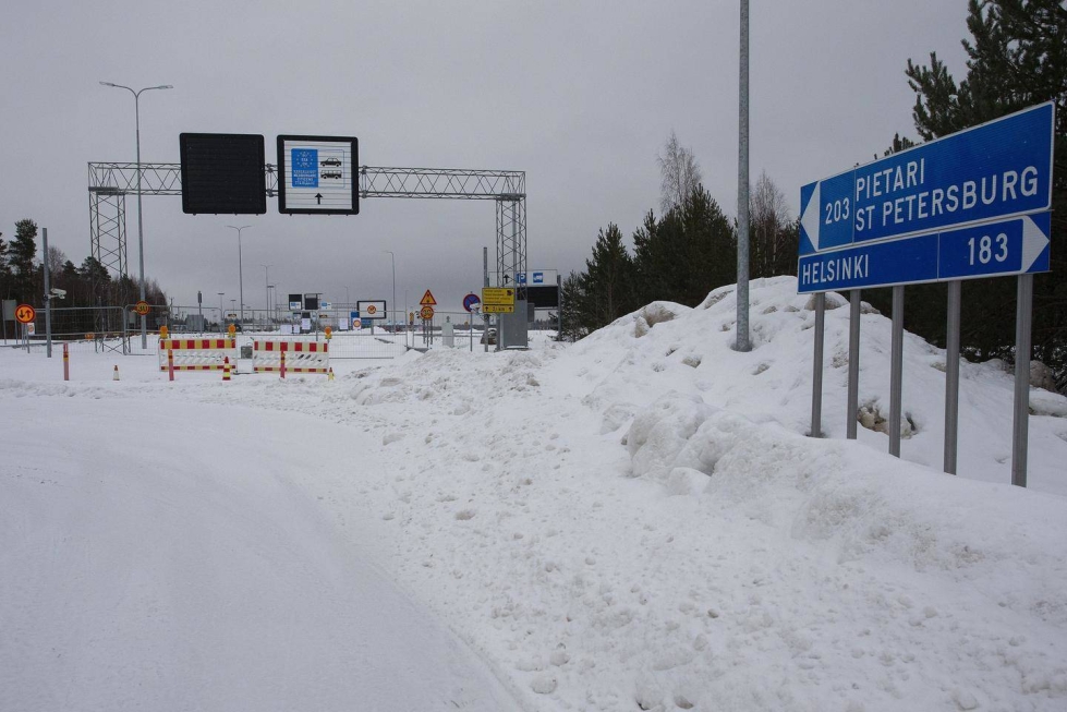 Hallitus päätti torstaina 11. tammikuuta jatkaa itärajan raja-asemien sulkua junille tarkoitettua Vainikkalaa lukuun ottamatta 11. helmikuuta asti.