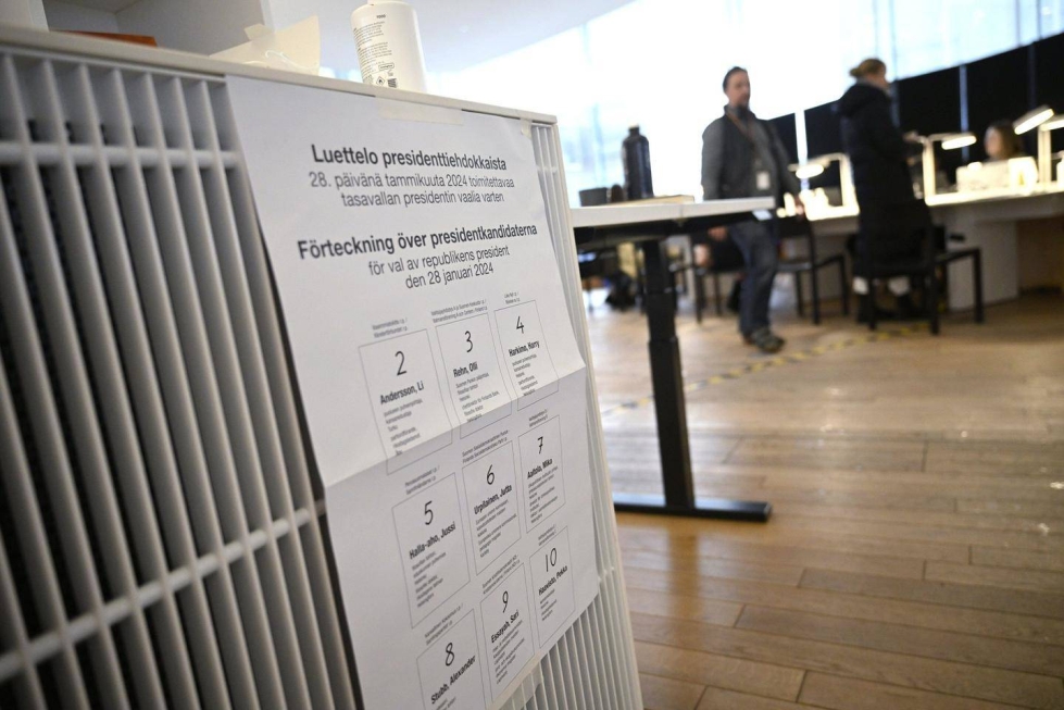 Presidentinvaalien ennakkoäänestystä Helsingissä keskustakirjasto Oodissa 22. tammikuuta 2024.