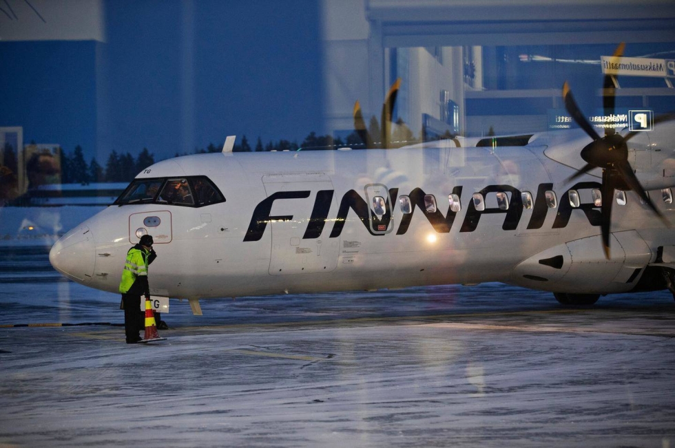 Lentoasemayhtiö Finavia toteuttaa Kuopion lentoaseman poikkeuksellisen mittavan kiitotie- ja rullaustieremontin viimeisen vaiheen kesällä.