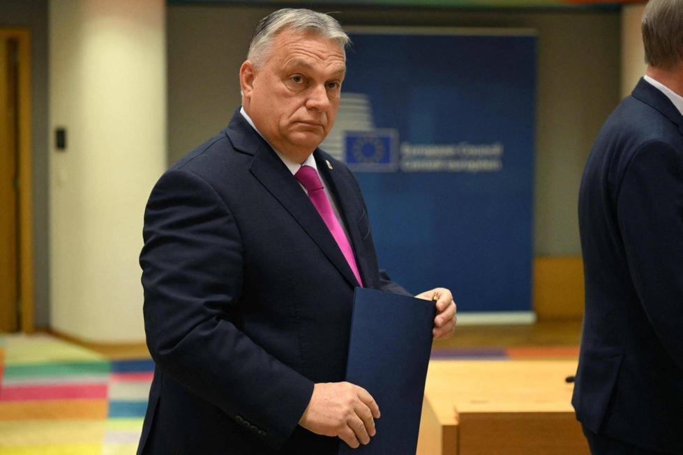 Ukrainan tulisi toimia Venäjän ja lännen välisenä puskurivyöhykkeenä, ehdottaa Viktor Orbán.