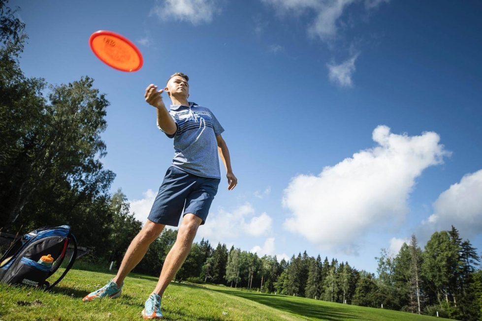 Niklas Anttila oli hyvässä vireessä frisbeegolfin Pro tourilla Texasissa. Arkistokuva.