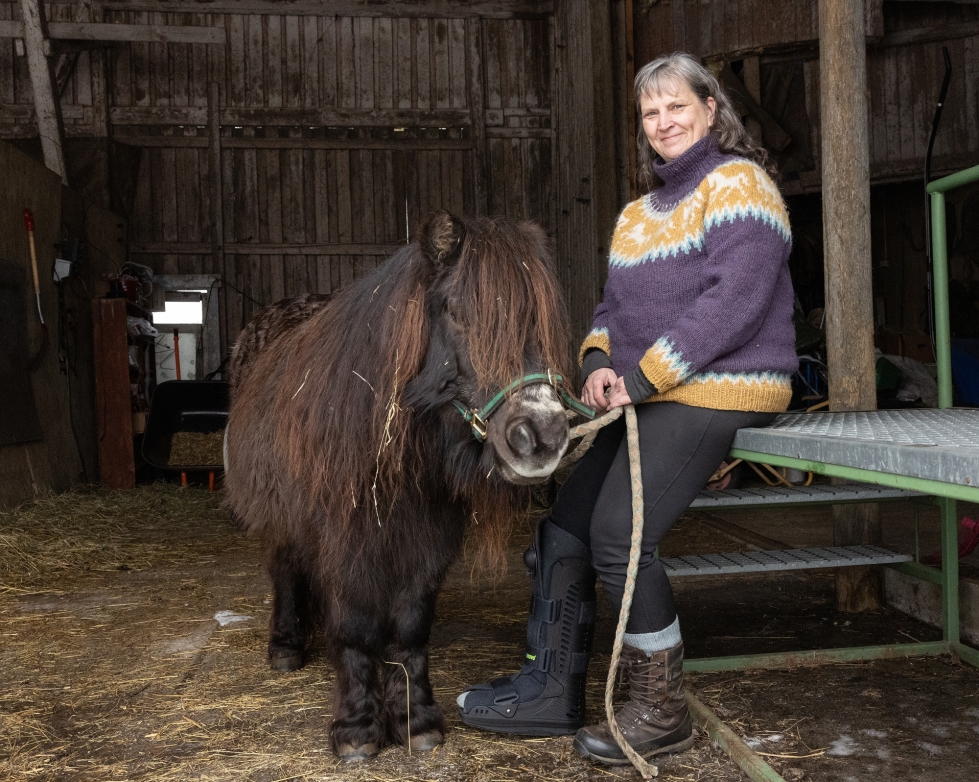 Minna Rikkonen kertoo, että ratsastusterapia ei ole vielä kovin hyvin tunnettu terapiamuoto. "Se sekoitetaan usein muuhun eläinavusteiseen toimintaan tai ajatellaan, että se on vain menetelmä. Kyse on itsenäisestä terapiamuodosta."