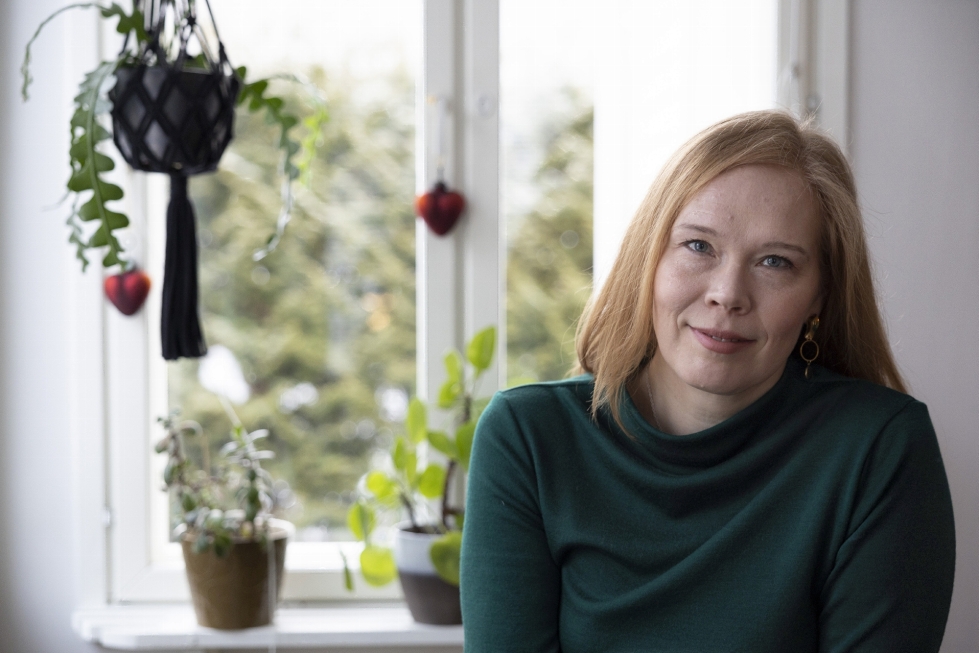 Kirjailija Laura Lähteenmäen romaani Laske salaa kymmeneen on ehdolla Pohjoismaiden neuvoston lasten- ja nuortenkirjallisuuspalkinnolle.
