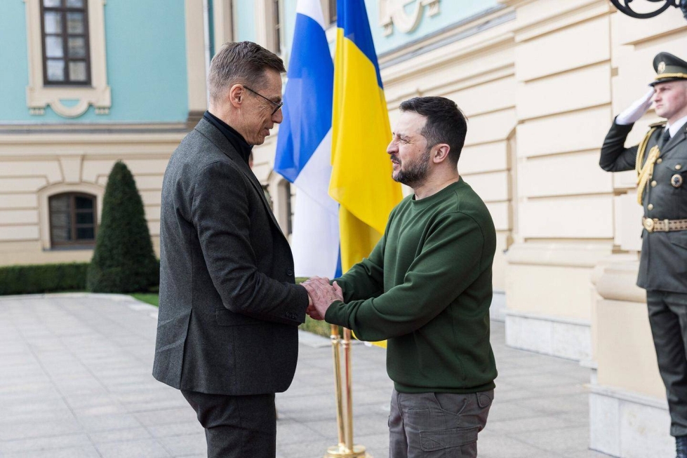 Tasavallan presidentti Alexander Stubb (vas.) ja Ukrainan presidentti Volodymyr Zelenskyi tapasivat Kiovassa keskiviikkona.