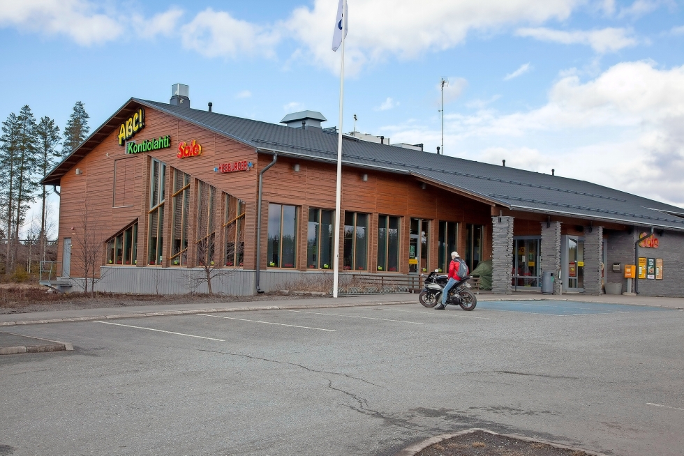 Muun muassa Kontiolahden ABC-liikennemyymälän aukioloaikoihin tulee pieni muutos kesäkaudella. Arkistokuva.