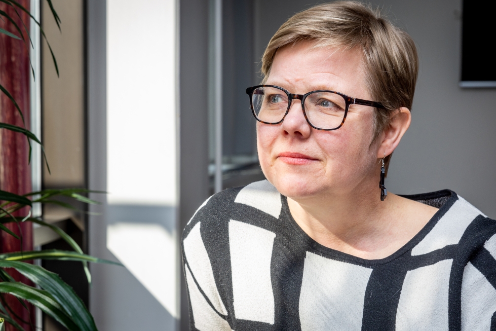 Joensuulainen Krista Mikkonen pyrkii europarlamenttiin vihreiden listoilta.