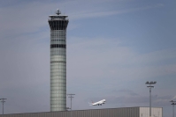 Ranskassa lakimuutos: lennonjohtajat saavat laillisesti myöhästyä töistä