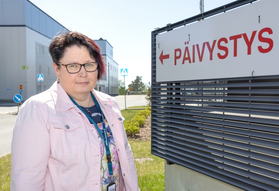Siun Soten hankejohtaja Maija Valta sanoo, että asiakas- ja potilastietojärjestelmäprojekteissa teknologia korostuu usein liikaa.