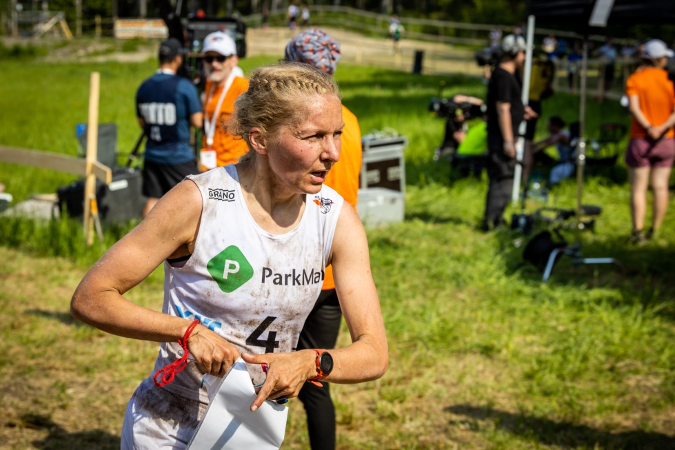Marika Teini kilpailee maailmancup-kauden avaavilla sprinttimatkoilla. Arkistokuva.