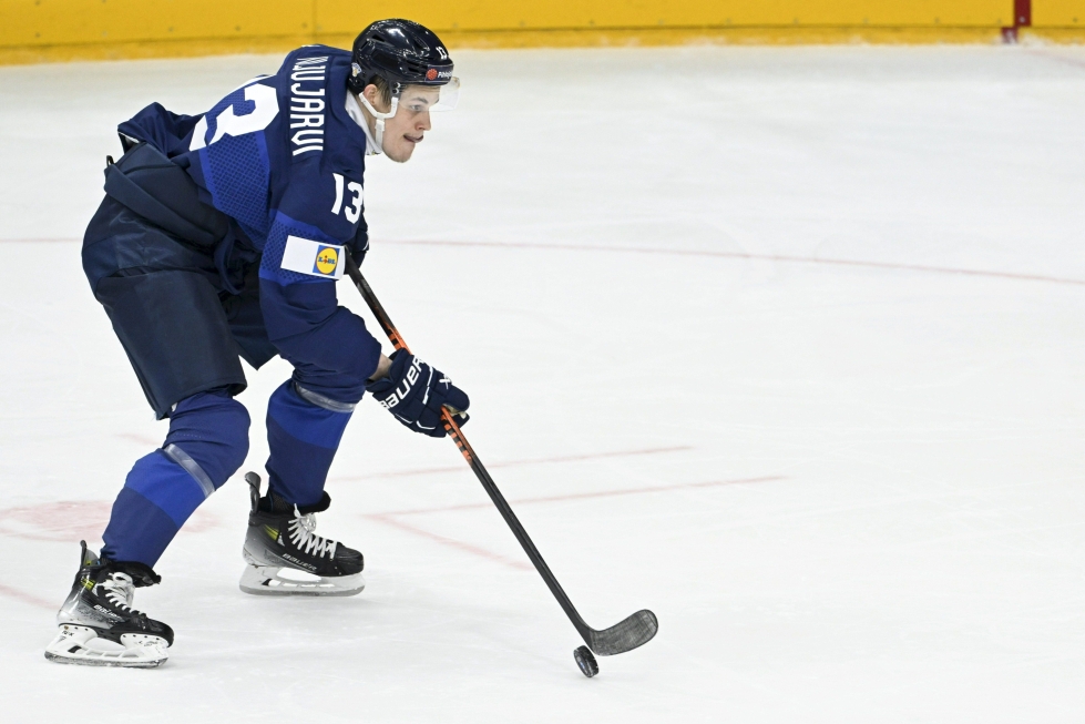 Jesse Puljujärvi on ollut Suomen joukkueen pirteimpiä pelaajia Tshekin MM-turnauksessa.