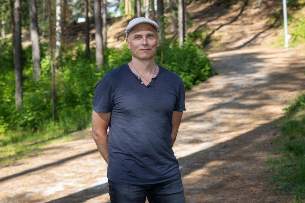Jyväskylän Yliopiston liikuntatieteiden apulaisprofessori Riku Nikander kertoo, miten marjastukseen olisi hyvä treenata. 