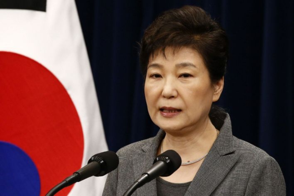 Park Geun-hyen tuomittiin viime vuoden huhtikuussa yhteensä 25 vuodeksi vankilaan muun muassa lahjuksista ja vallan väärinkäytöstä. LEHTIKUVA / AFP