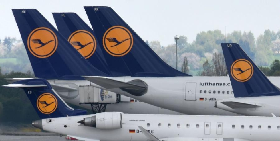 Verdin työnseisaukset peruuttivat keskiviikkona satoja Lufthansan lentoja Saksan pääkentillä. Myös kymmenen Suomen-lentoa jäi lentämättä. LEHTIKUVA/AFP