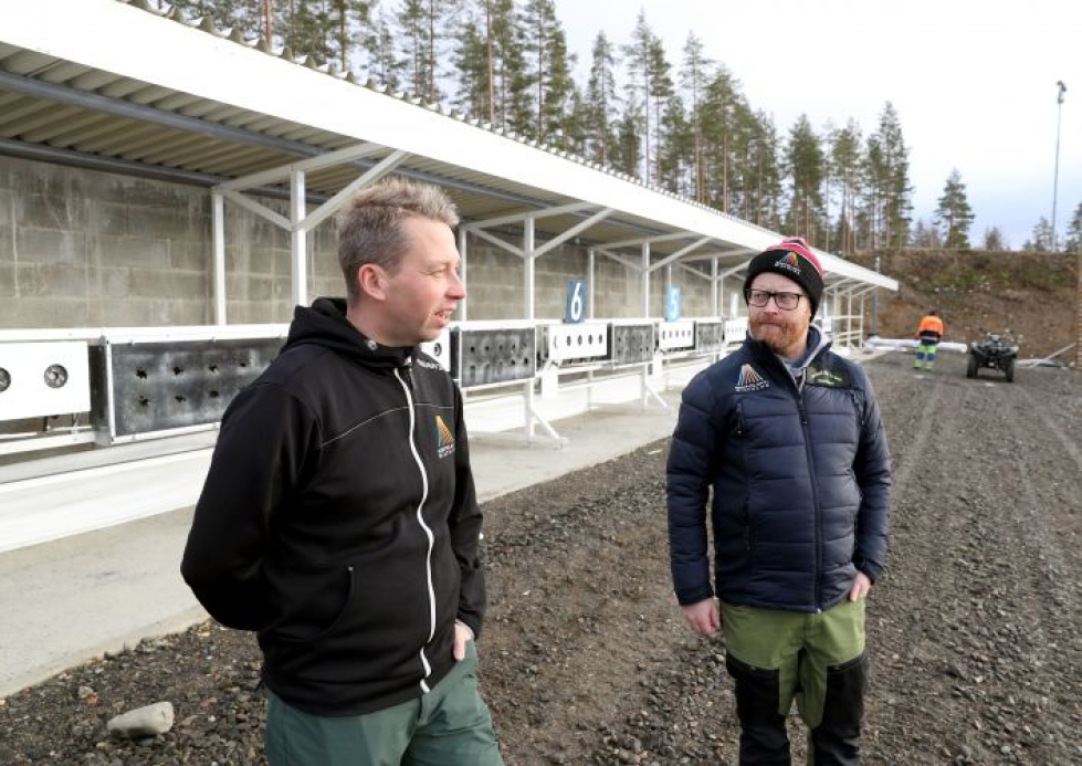 Kimmo Turunen (vas.) ja Jarno Lautamatti ovat joutuneet tekemään kaikki suunnitelmat uusiksi koronavirustilanteen vuoksi.