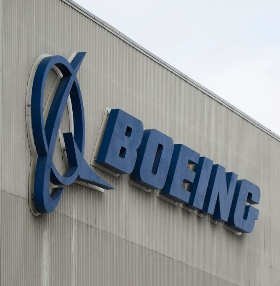 Boeing kertoi torstaina tarkastaneensa tuhat konetta, ja niistä noin viidessäkymmenessä oli havaittu murtumia. LEHTIKUVA/AFP