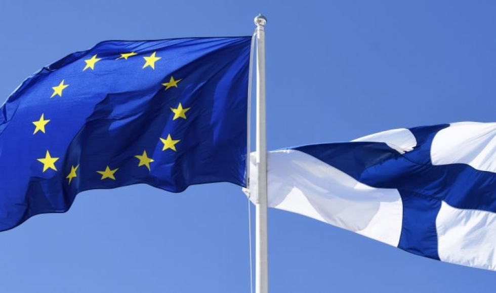 Sisäministeriö suosittaa Eurooppa-päivänä liputtamista.  LEHTIKUVA / Vesa Moilanen