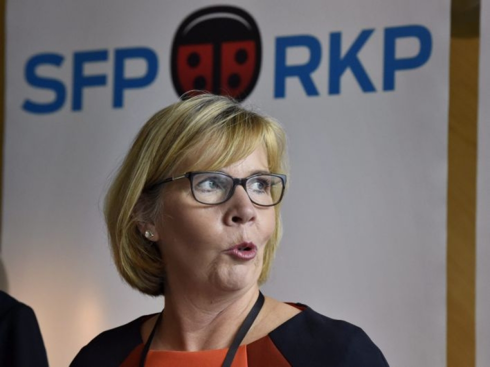 Puheenjohtaja Anna-Maja Henrikssonin mukaan RKP ei hyväksy sote-esityksen rahoitusta sellaisenaan. LEHTIKUVA /Jussi Nukari