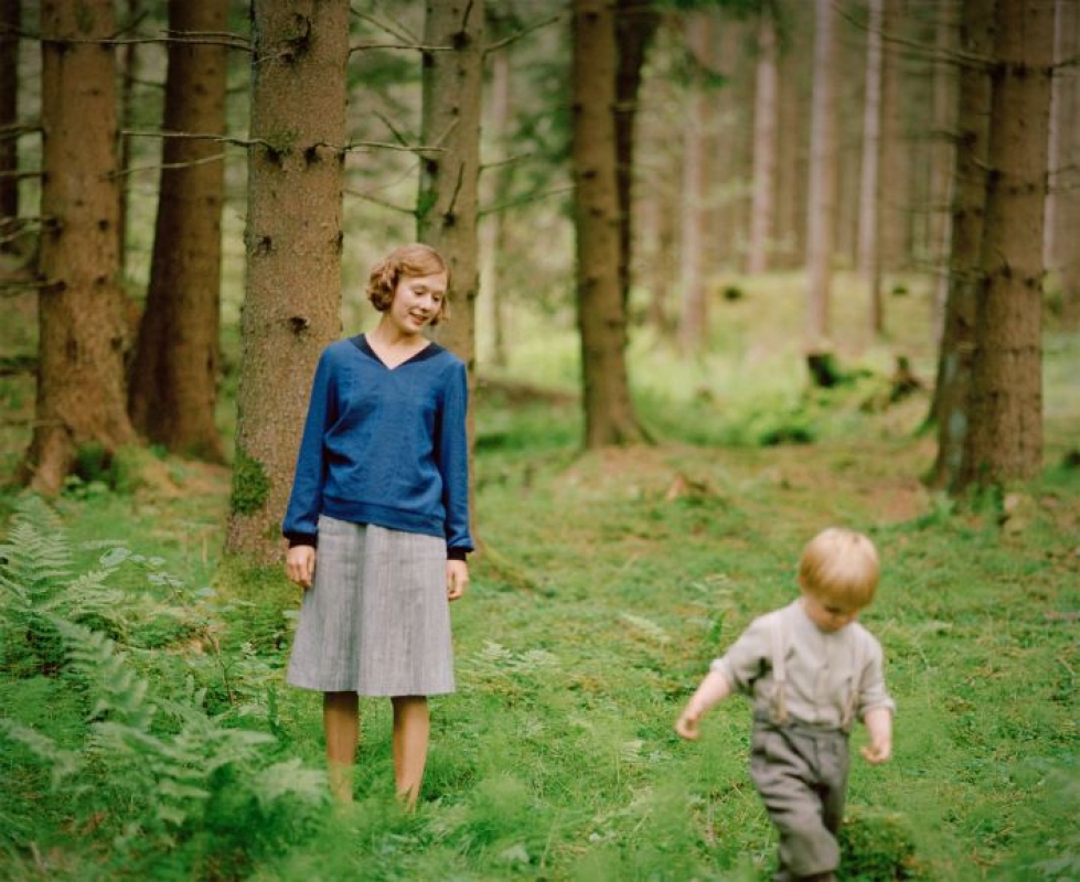 Alba August ja Marius Damslev ovat äiti ja poika Astrid Lindgrenin elämää kuvaavassa viiden tähden elokuvassa.