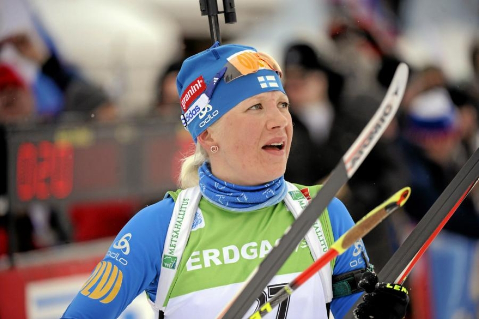 Viime sunnuntaina kautensa ampumahiihdon maailmancupissa päättänyt Kaisa Mäkäräinen kilpailee Imatran SM-hiihdoissa.