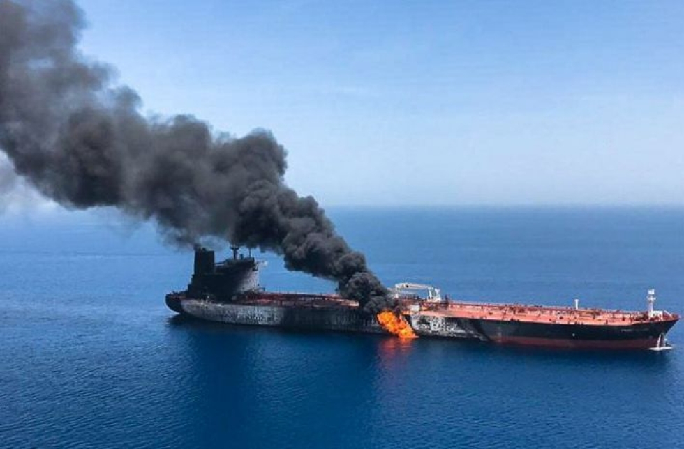 Iranilaisen uutistoimiston ISNA:n julkaisema kuva toisesta öljytankkerista, jonka epäillään joutuneen hyökkäyksen kohteeksi. LEHTIKUVA/AFP