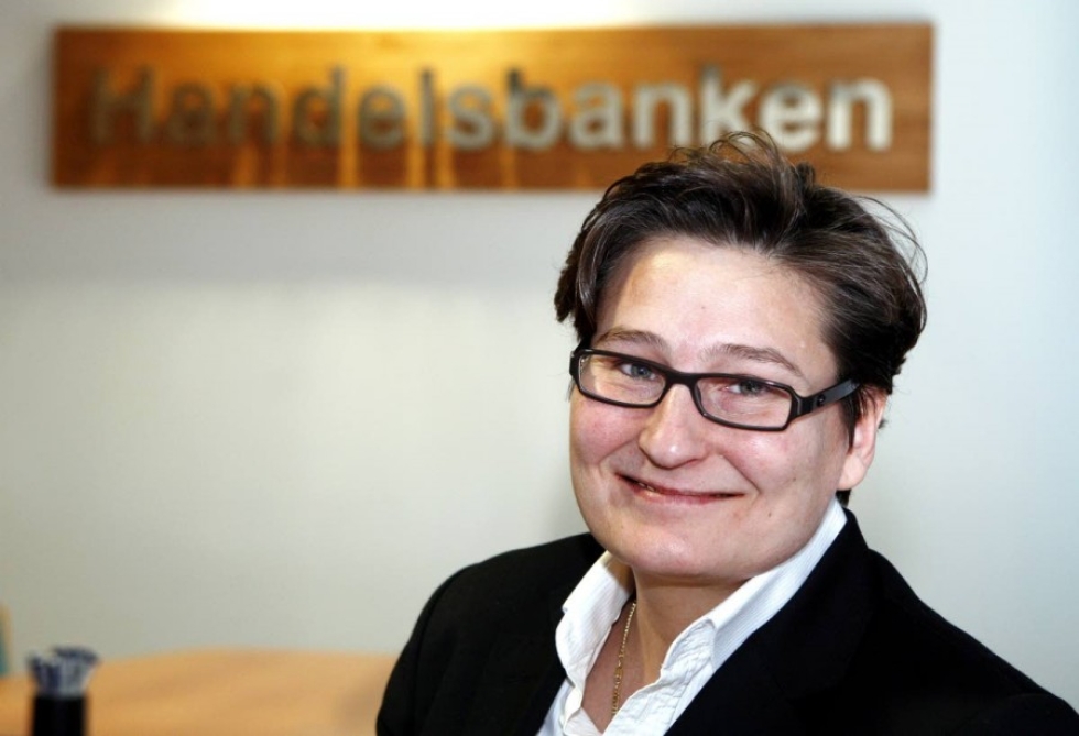 Handelsbankenin pääekonomisti Tiina Helenius kuvaa kasvun voimistumista loivaksi ja maltilliseksi.