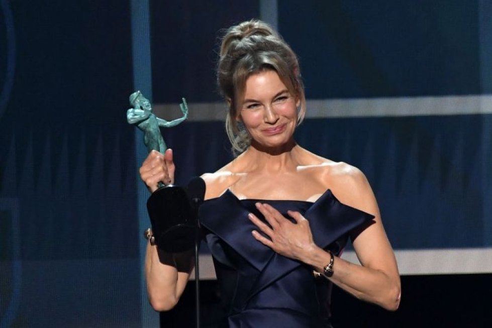 Parhaan naisnäyttelijän palkinnon sai Renee Zellweger elokuvasta Judy. LEHTIKUVA/AFP