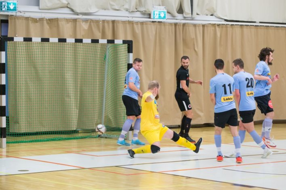 SC Riverball lähtee otteluun FC Seinäjokea vastaan viiden maalin johtoasemassa.