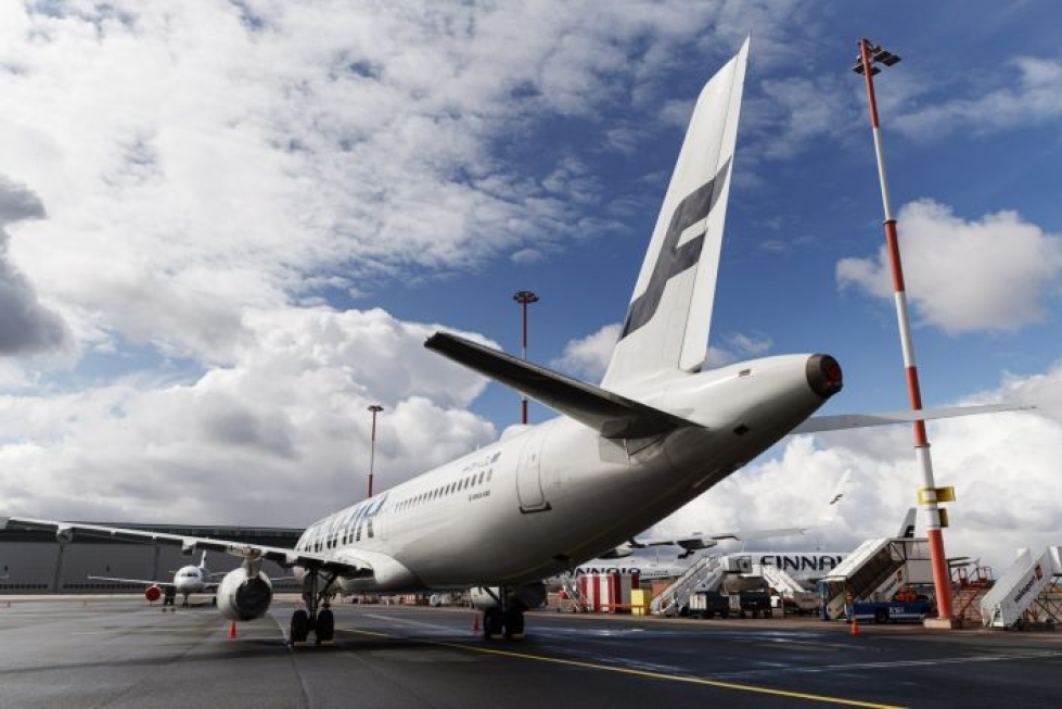 Finnair suunnittelee keräävänsä osakeannissa arviolta enintään 500 miljoonan euron varat koronaepidemiasta aiheutuneiden tappioiden ja kulujen paikkaamiseen. LEHTIKUVA / RONI REKOMAA