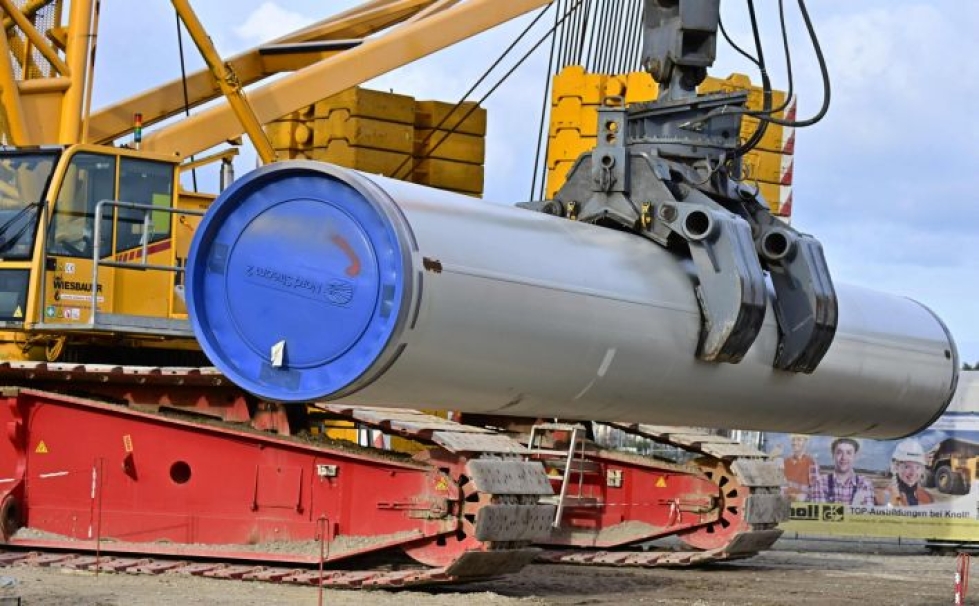 Venäläisalus, jonka on määrä osallistua Nord Stream 2 -kaasuputken loppuvaiheen rakennustöihin, tullaan panemaan Yhdysvaltain talouspakotteiden alaiseksi, vahvistavat saksalaisviranomaiset. LEHTIKUVA/AFP