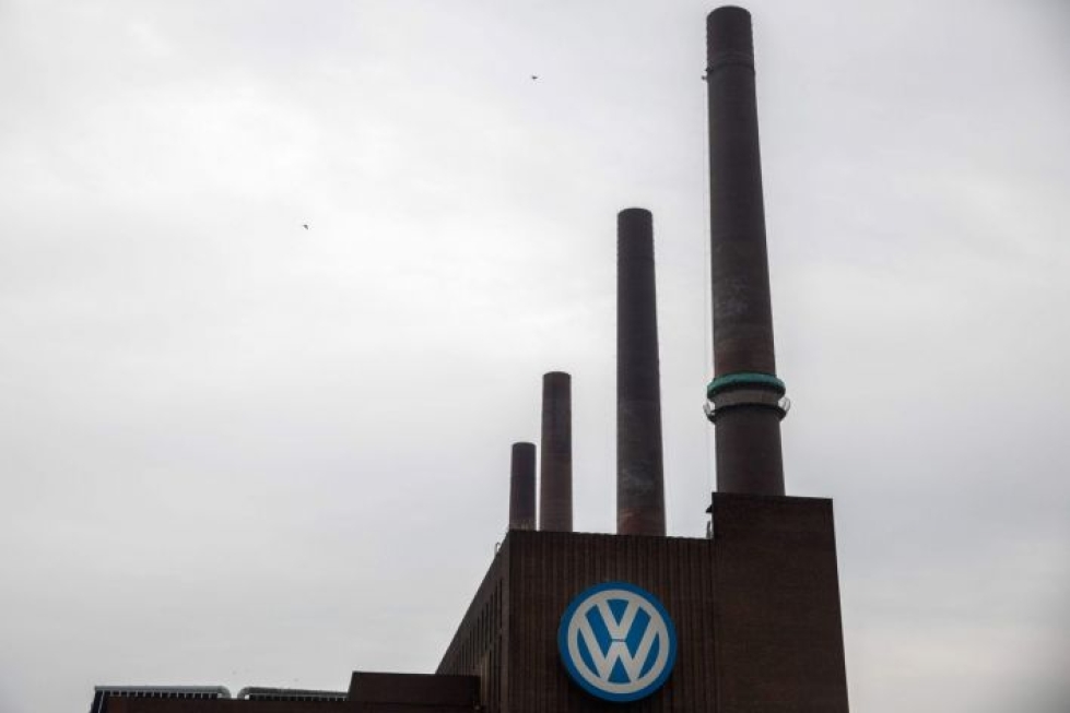 Kyse on vuonna 2015 paljastuneesta skandaalista, dieselgatesta, jossa Volkswagen myönsi huijanneensa dieselautojen päästömittauksissa. LEHTIKUVA / AFP