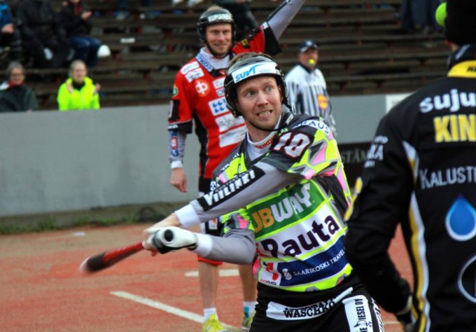 Kasvattajaseuraansa täksi kaudeksi palannut Ville Liukku jatkaa Kiteellä myös ensi kaudella.