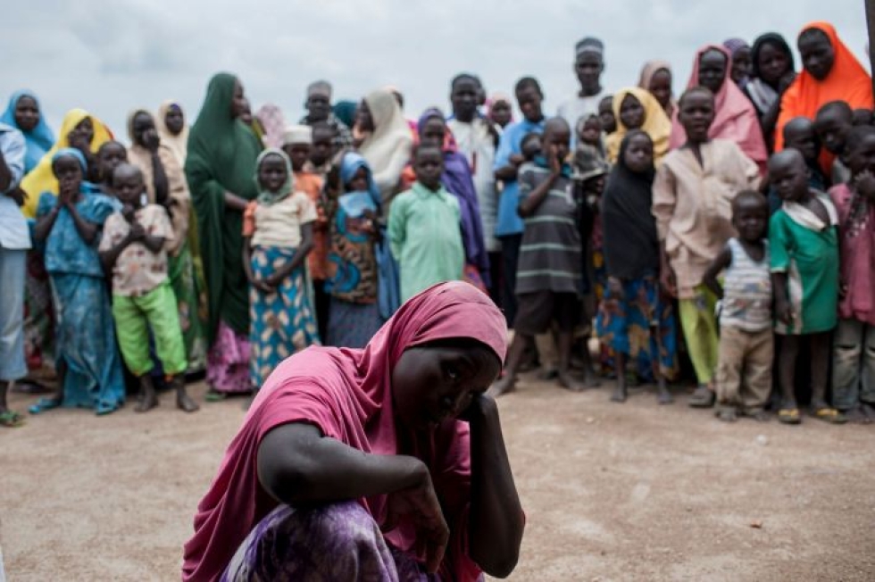 Raportin mukaan tytöt joutuvat kärsimään etenkin islamistijärjestö Boko Haramin ja muiden aseellisten joukkojen väkivaltaisuudesta sekä kuivuudesta. LEHTIKUVA/AFP