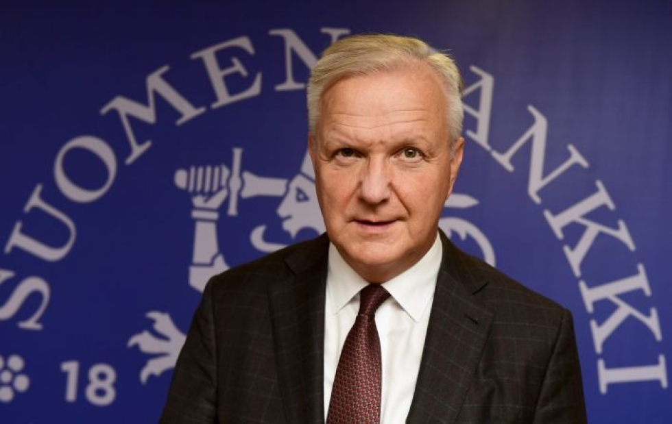 Suomen Pankin pääjohtaja Olli Rehnin mukaan julkista taloutta ja työllisyyden edellytyksiä tulisi edelleen vahvistaa määrätietoisesti. LEHTIKUVA / VESA MOILANEN
