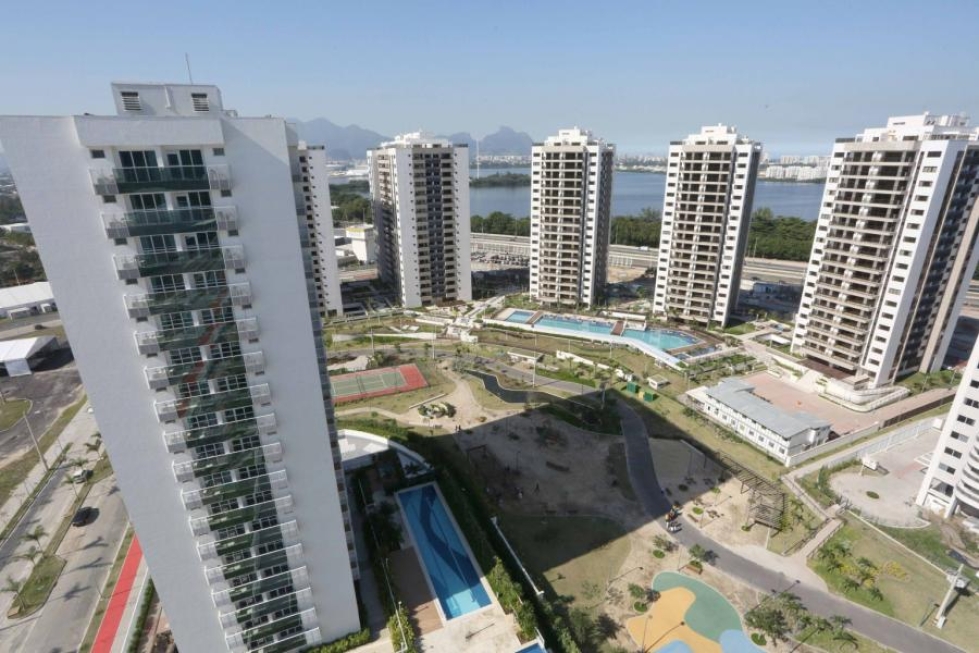 Näkymä Rion olympiakylään. Rio de Janeiron osavaltio julisti hätätilan voidakseen rahoittaa tulevat kesäolympialaiset. LEHTIKUVA/AFP