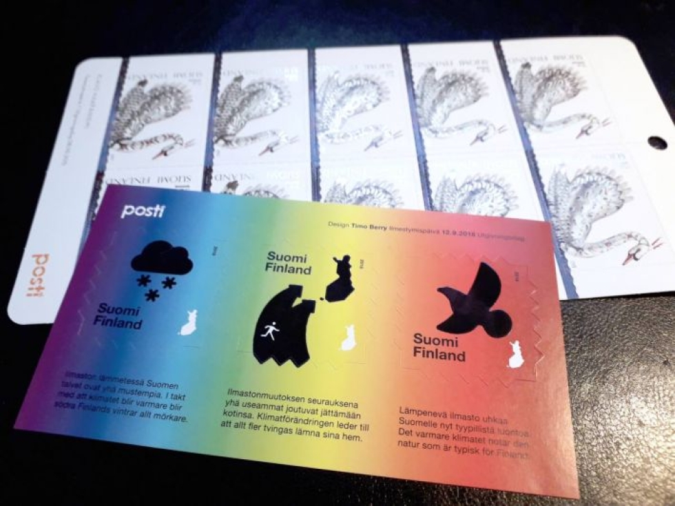 Kultajoutsen on suosittu postimerkki. Ilmastonmuutospostimerkit ovat uusimpia Postin valikoimissa. Ne julkaistiin 12. syyskuuta.