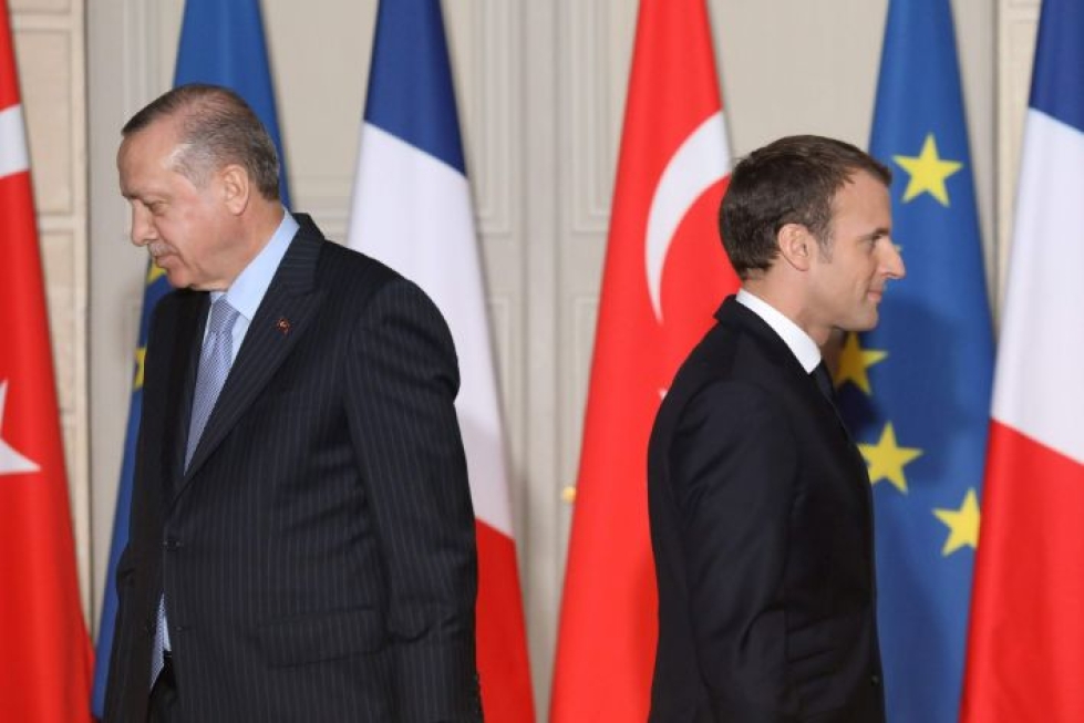 Presidentit Erdogan (vas.) ja Macron tammikuussa 2018 Pariisissa. Lehtikuva/AFP