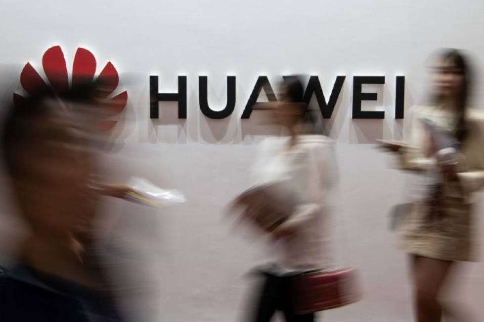 Kiinalaisyhtiöistä erityisesti Huawei on nostettu tikun nokkaan monissa länsimaissa. Lehtikuva/AFP