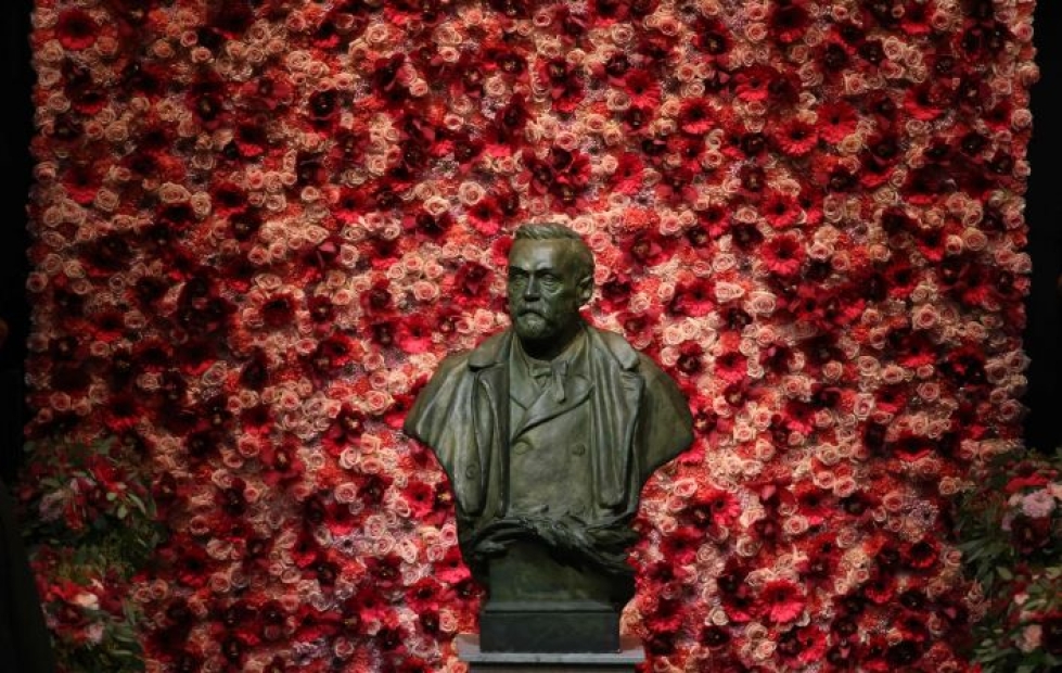 Alfred Nobelin mukaan nimettyjen palkintojen saajat julkistetaan tällä viikolla. Lehtikuva/AFP