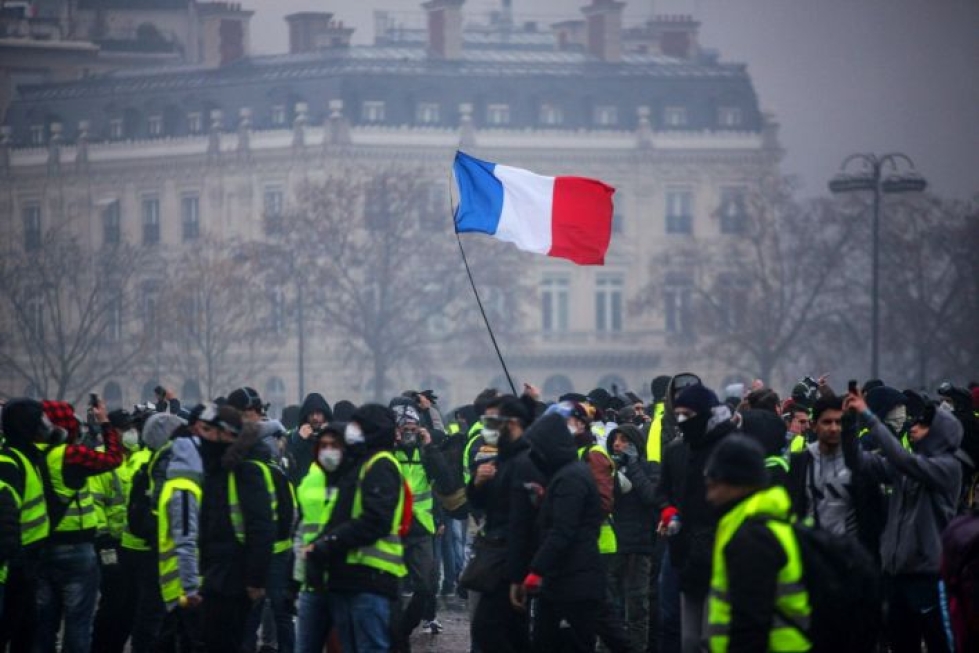 Keltaliivien mielenosoitukset ovat jatkuneet Ranskassa viime marraskuusta lähtien. LEHTIKUVA / AFP