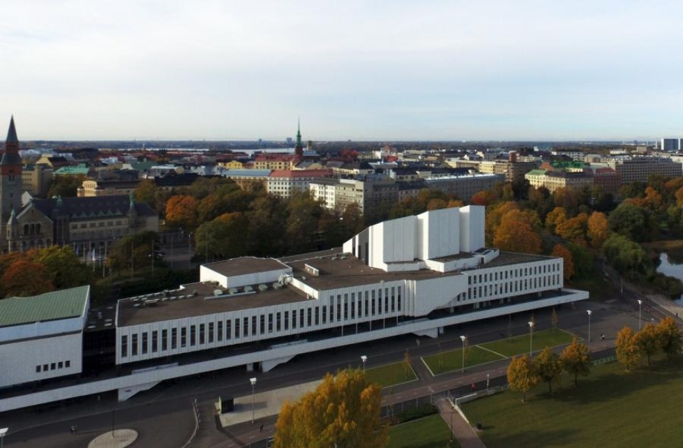 Finlandia-talon katolle asennetaan 150–170 aurinkopaneelia. LEHTIKUVA / Vesa Moilanen